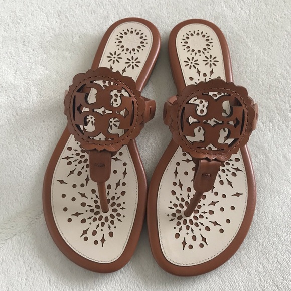 Tory Burch Scallop Miller sandals - Picture 3 of 8